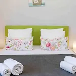 Διαμέρισμα Admirable 1 Bedroom Marina View Apt. Αλμπουφέιρα