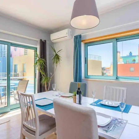 Lägenhet Admirable 1 Bedroom Marina View Apt.