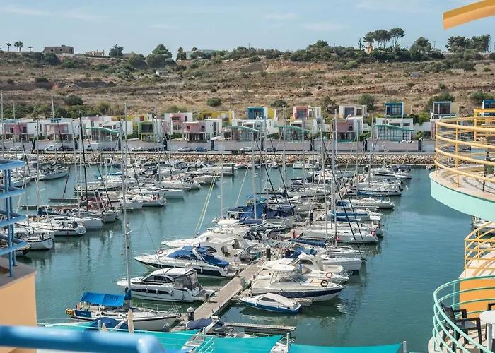 Admirable 1 Bedroom Marina View Apt. *